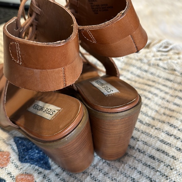 Steve Madden Nannoo Sandal - Picture 8 of 9